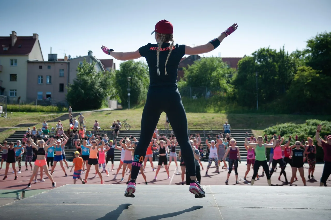zumba, instructor, trainer, party, marathon, sport, exercise, dance, women, dancer, music, girl, performance, woman, movement, female, zumba, zumba, zumba, zumba, zumba. Group Fitness Instructor Ratios Canada: How Many Participants?