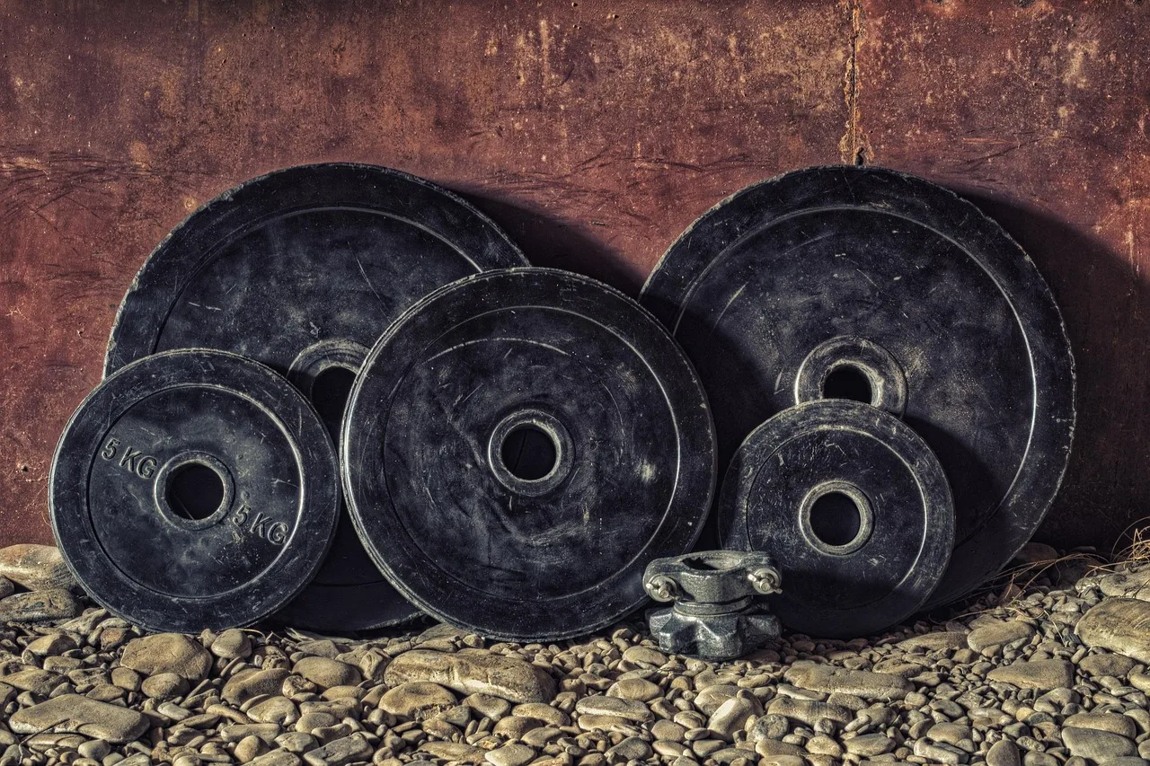 sports, fitness, body-building, iron, metal, muscle, sports equipment, workout, weightlifting, barbell, disks, healthy, strong, heavy, equipment, black, health, leisure, vacation, gym, power, steel, weight, gym, gym, gym, gym, gym. The cost of fitness studio equipment, new and second-hand